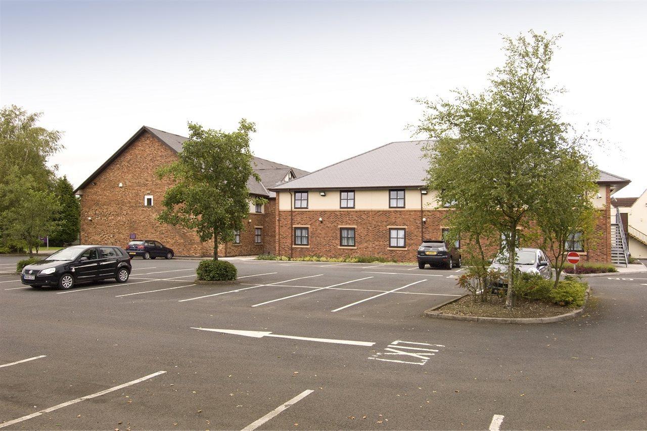 Premier Inn Solihull Exterior foto