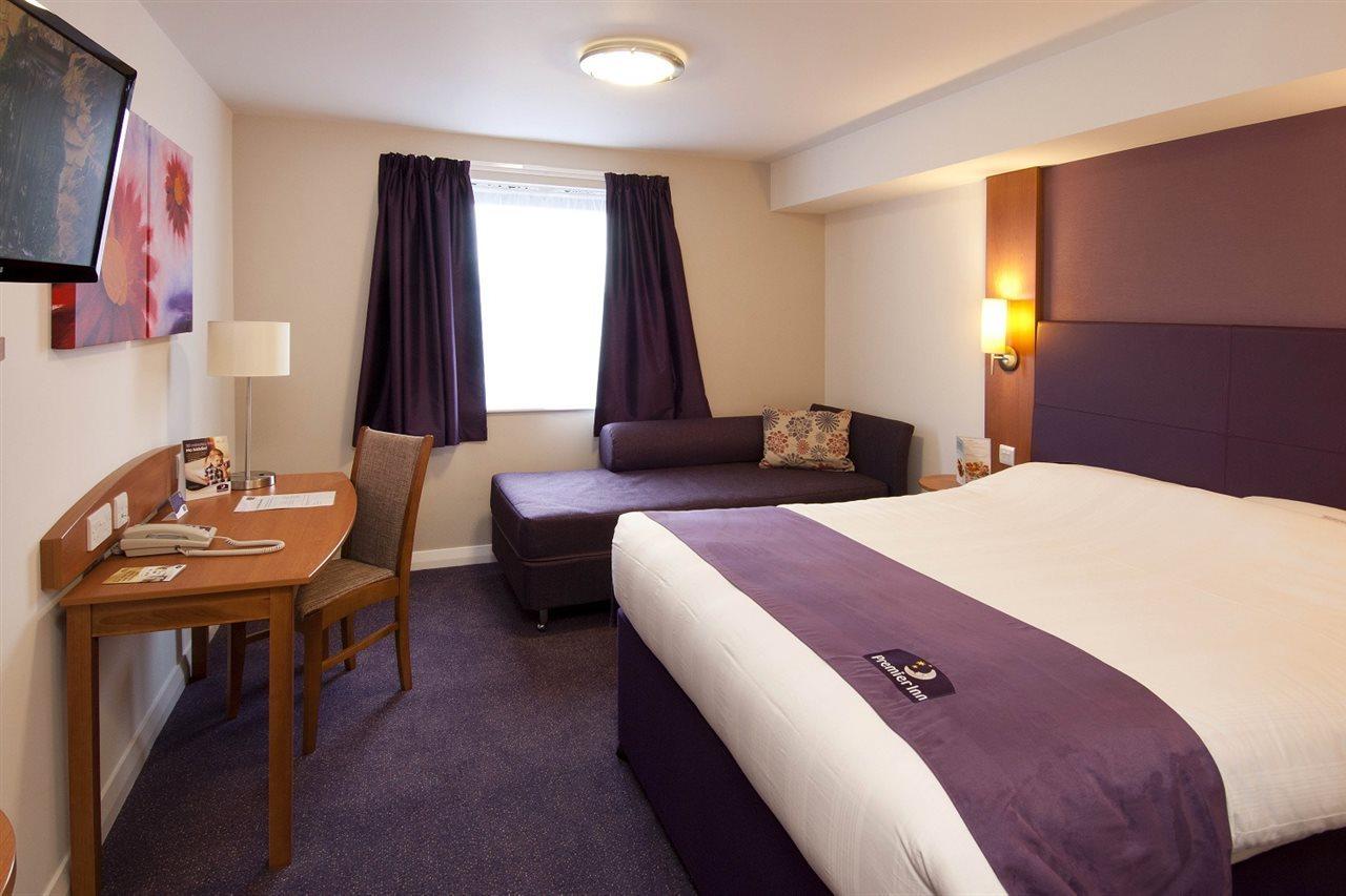 Premier Inn Solihull Exterior foto